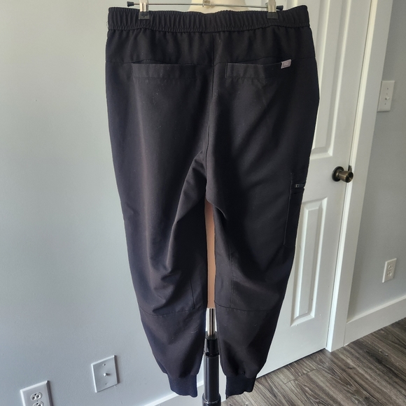 Figs Tansen Classic Cargo Jogger Scrub Pants Black M/S - Picture 9 of 14